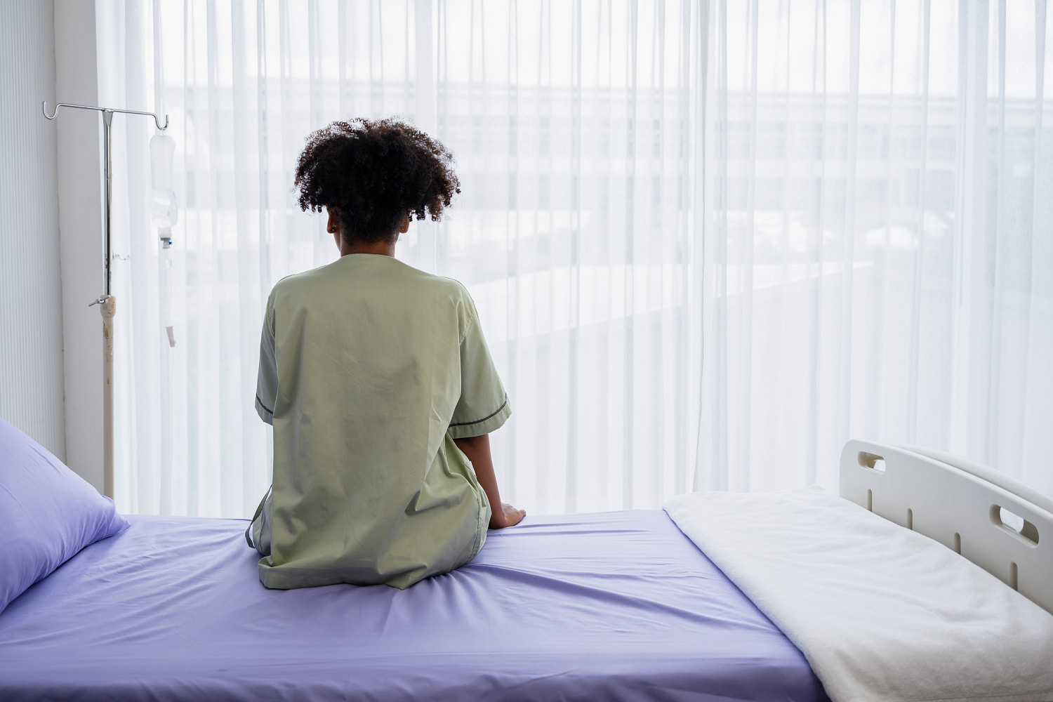 As cancer death rates plunge, clear disparities remain, new report says