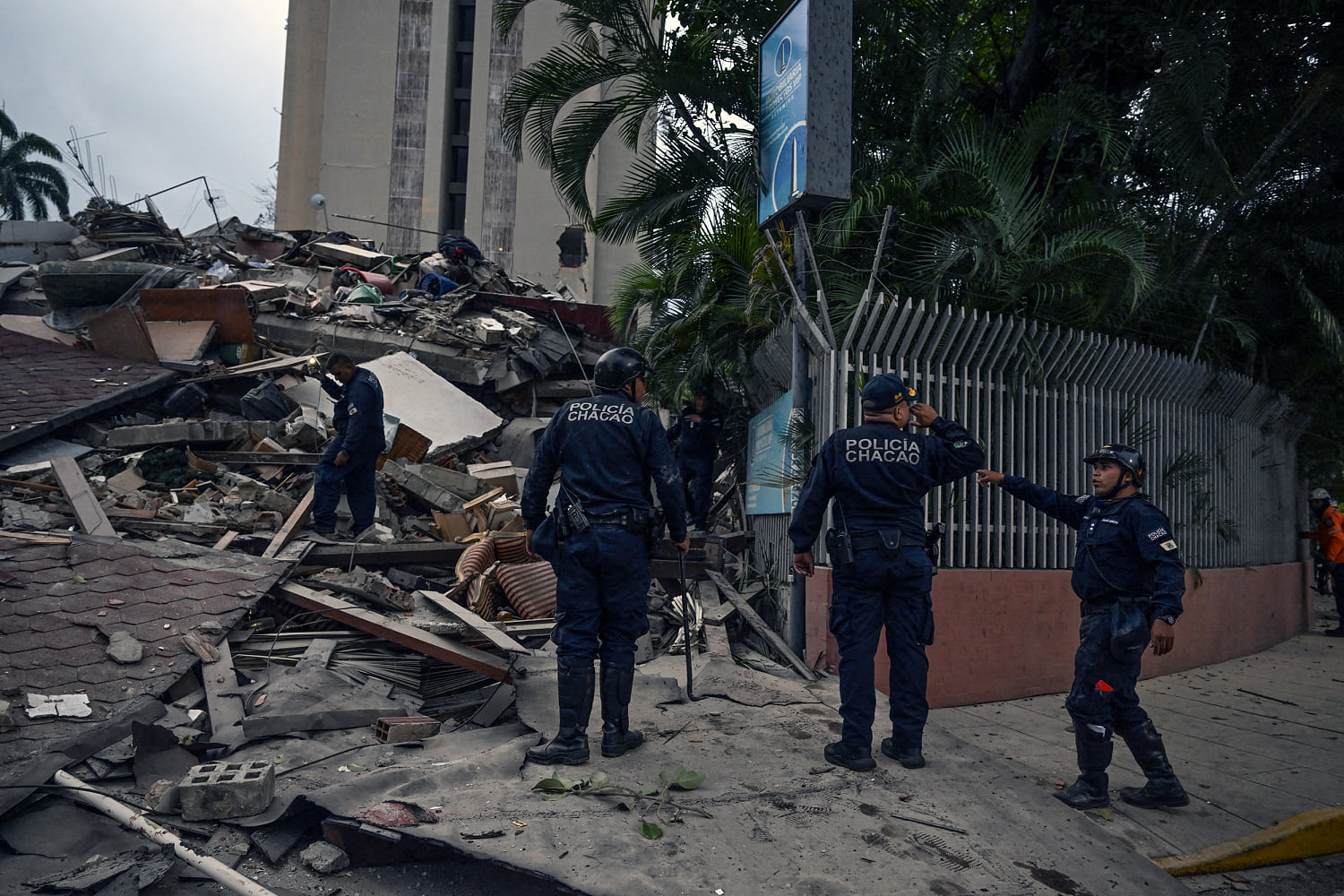 Powerful twin earthquakes hammer Venezuela, collapsing buildings in the capital of Caracas