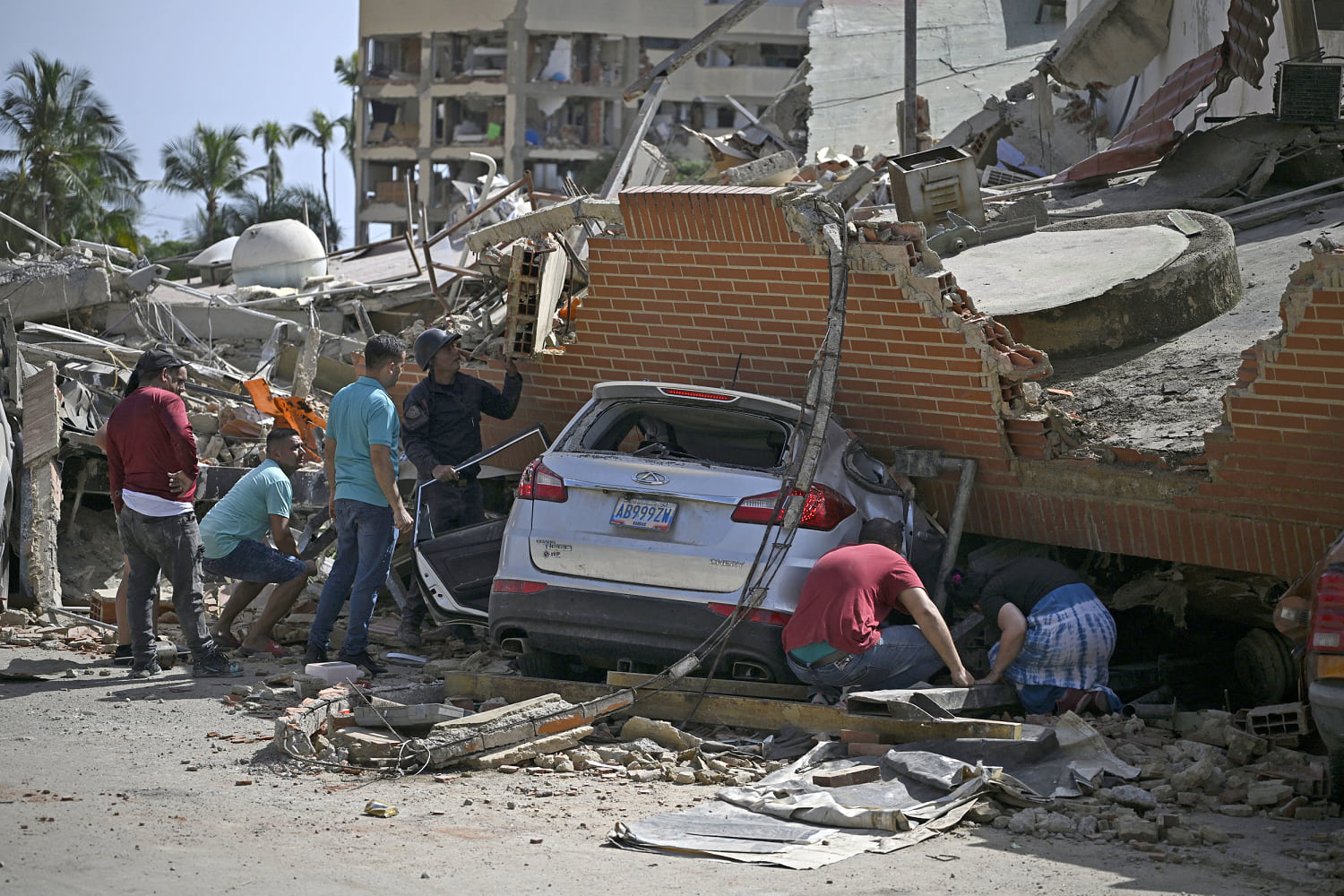 What to know about ‘doublet’ earthquakes like the destructive pair that hit Venezuela