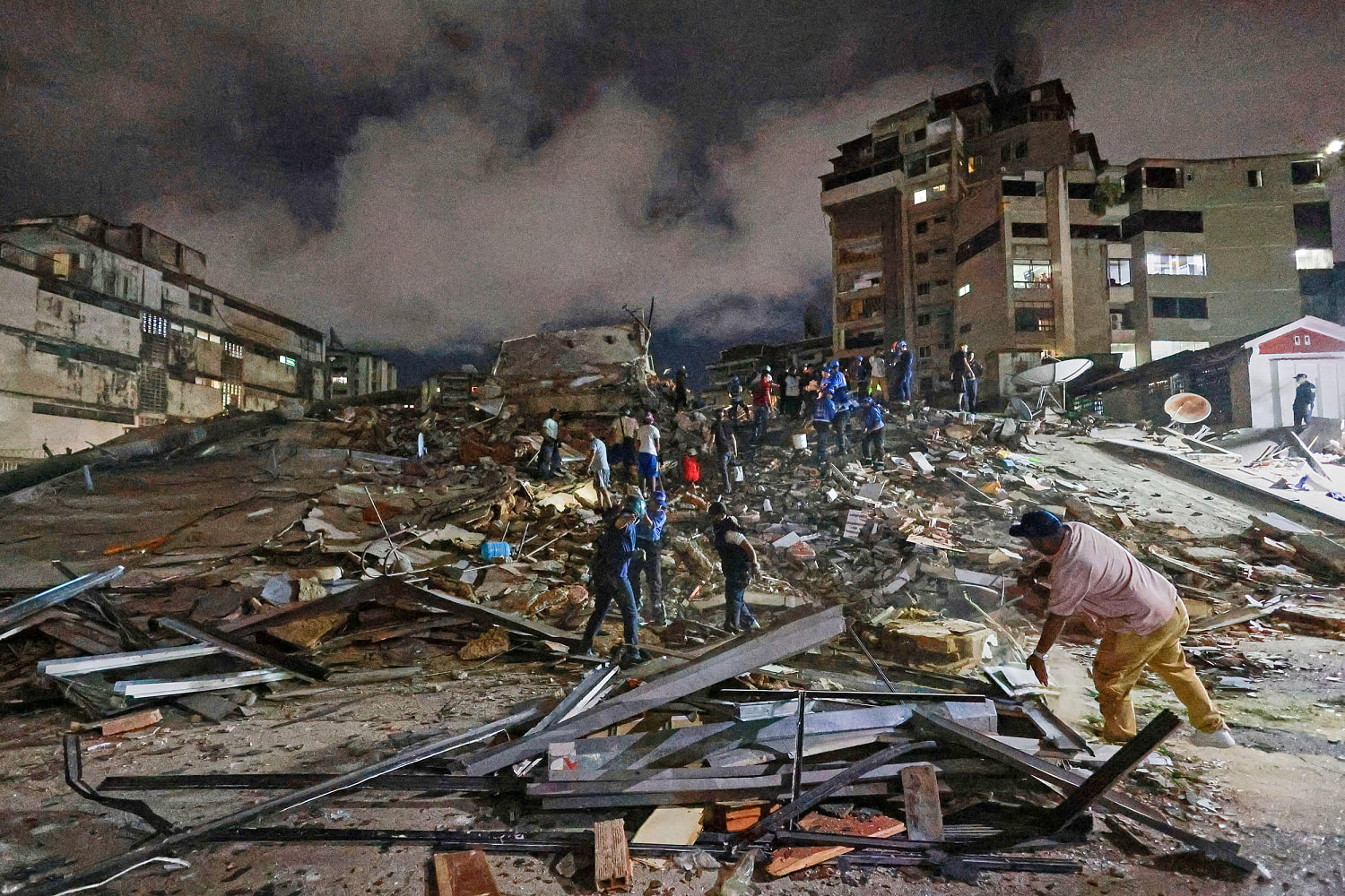 Venezuela’s once-in-a-century quake and what Americans see as the country’s greatest achievements: Morning Rundown