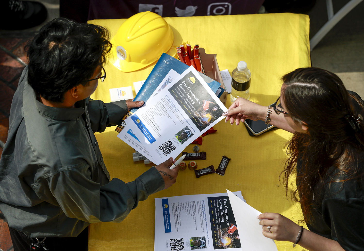 June jobs report likely to show stable hiring, but economists see plenty of warning signs