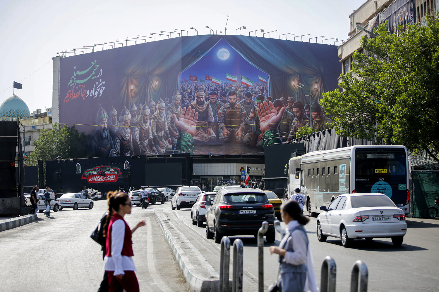 U.S. shared confidential immigration details with Iranian government, lawsuit alleges