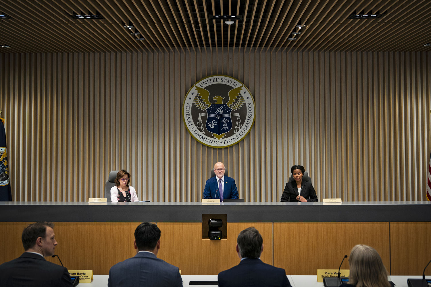 Federal Communications Commission scraps limit on broadcast TV ownership