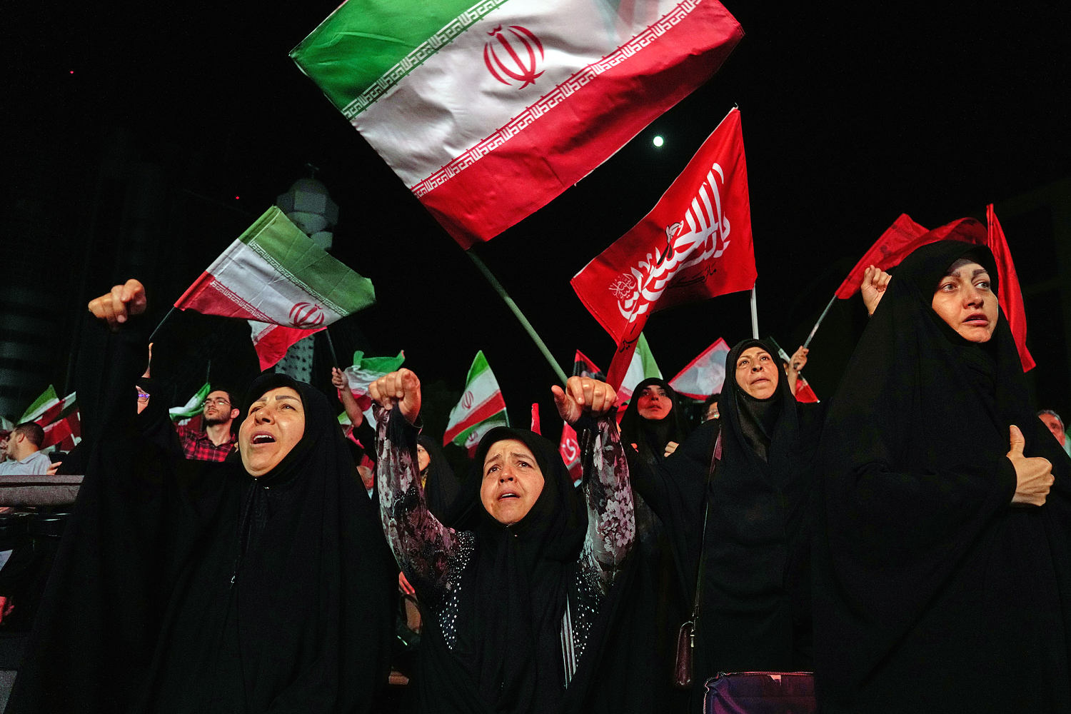 Iran launches fresh attacks on U.S. targets, shattering days-long lull in fighting
