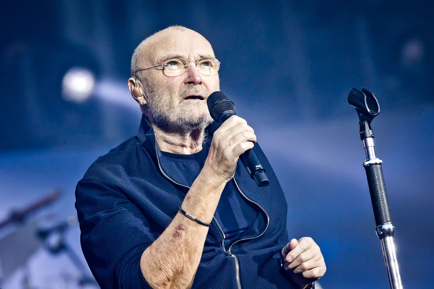 Phil Collins says he nearly died in 2024 after years of alcohol abuse