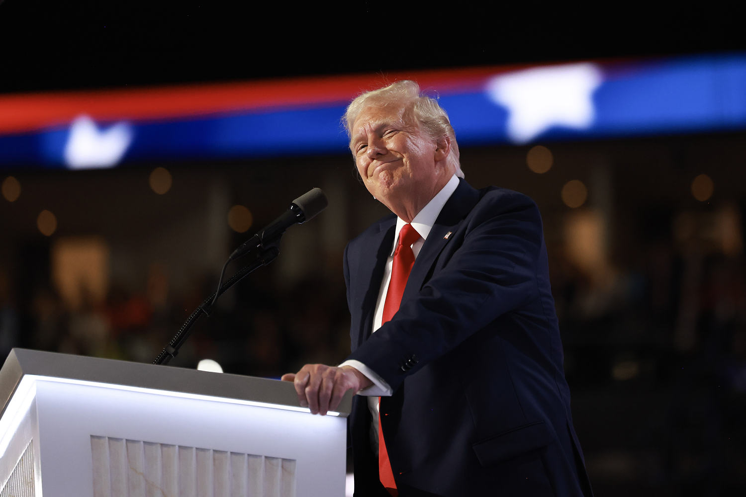 White House bets the midterms on Trump and 3 dead in Minneapolis shooting: Morning Rundown