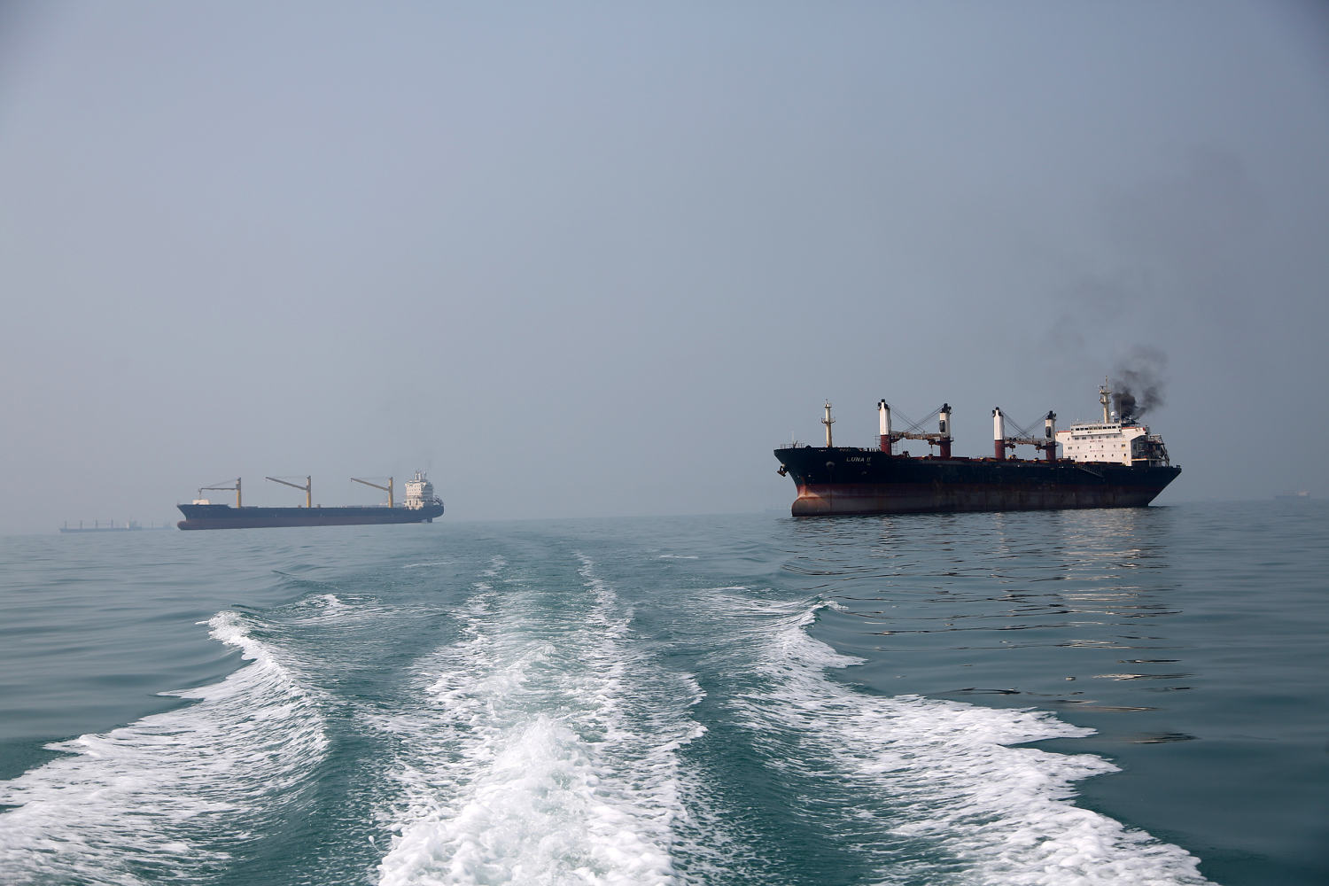 U.S. crude oil hits $100 for the first time since May