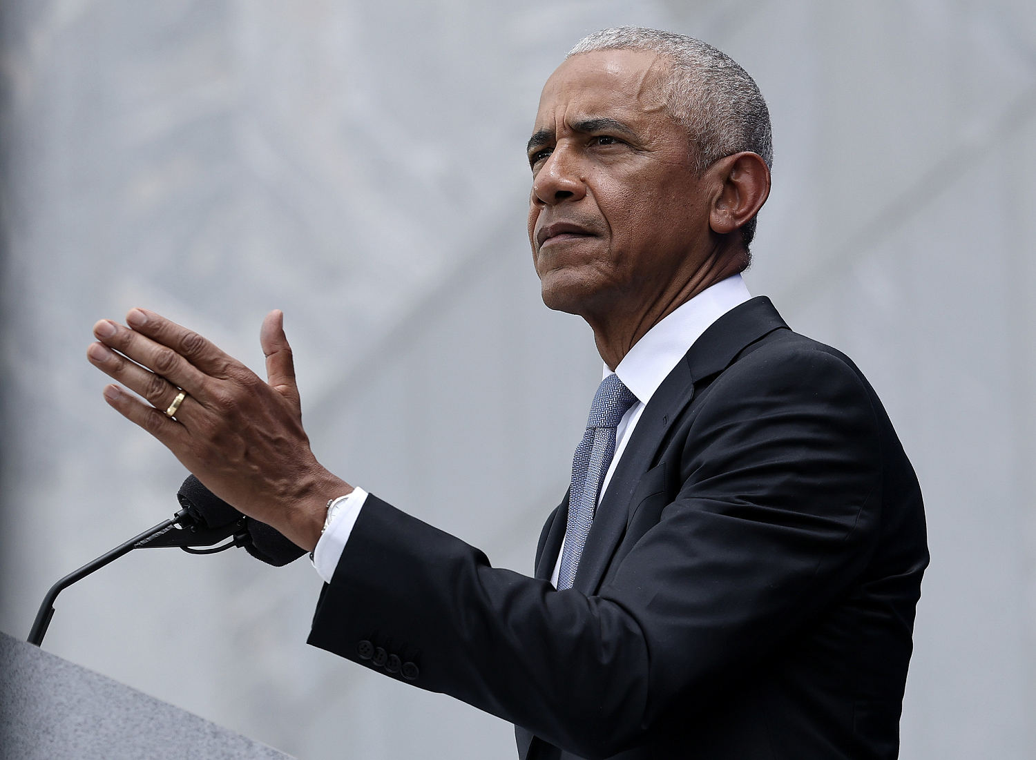 Obama says Democrats should have a βvery clear planβ on AI policy