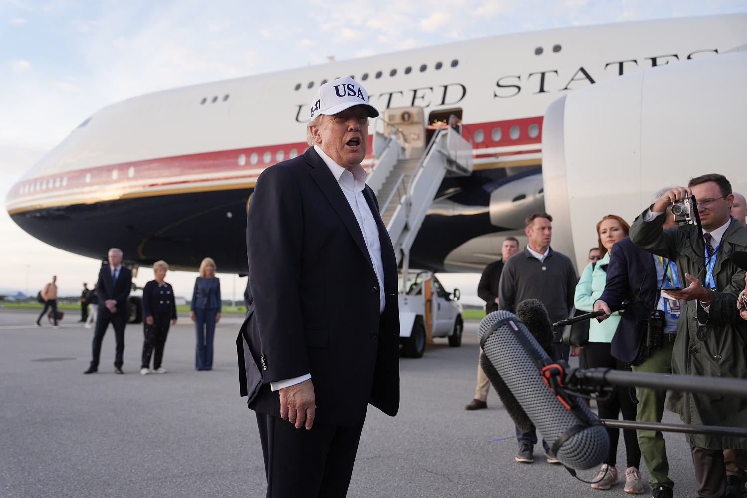 White House blocks CNN from covering Trump’s Tennessee trip