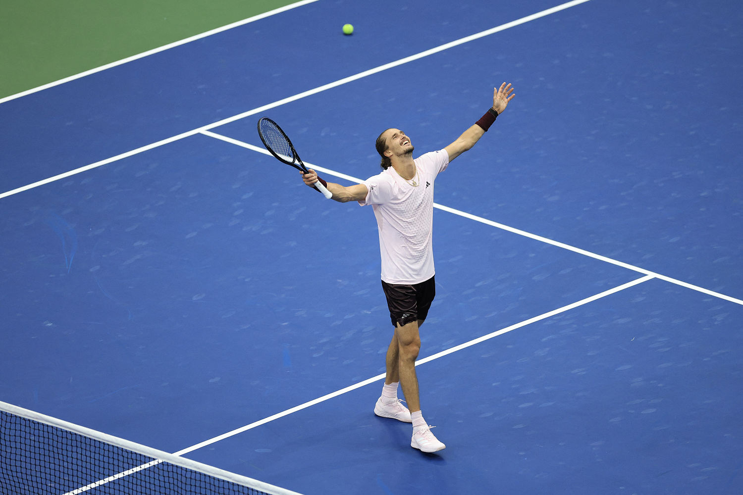 Alexander Zverev overtakes Ben Shelton to win U.S. Open final