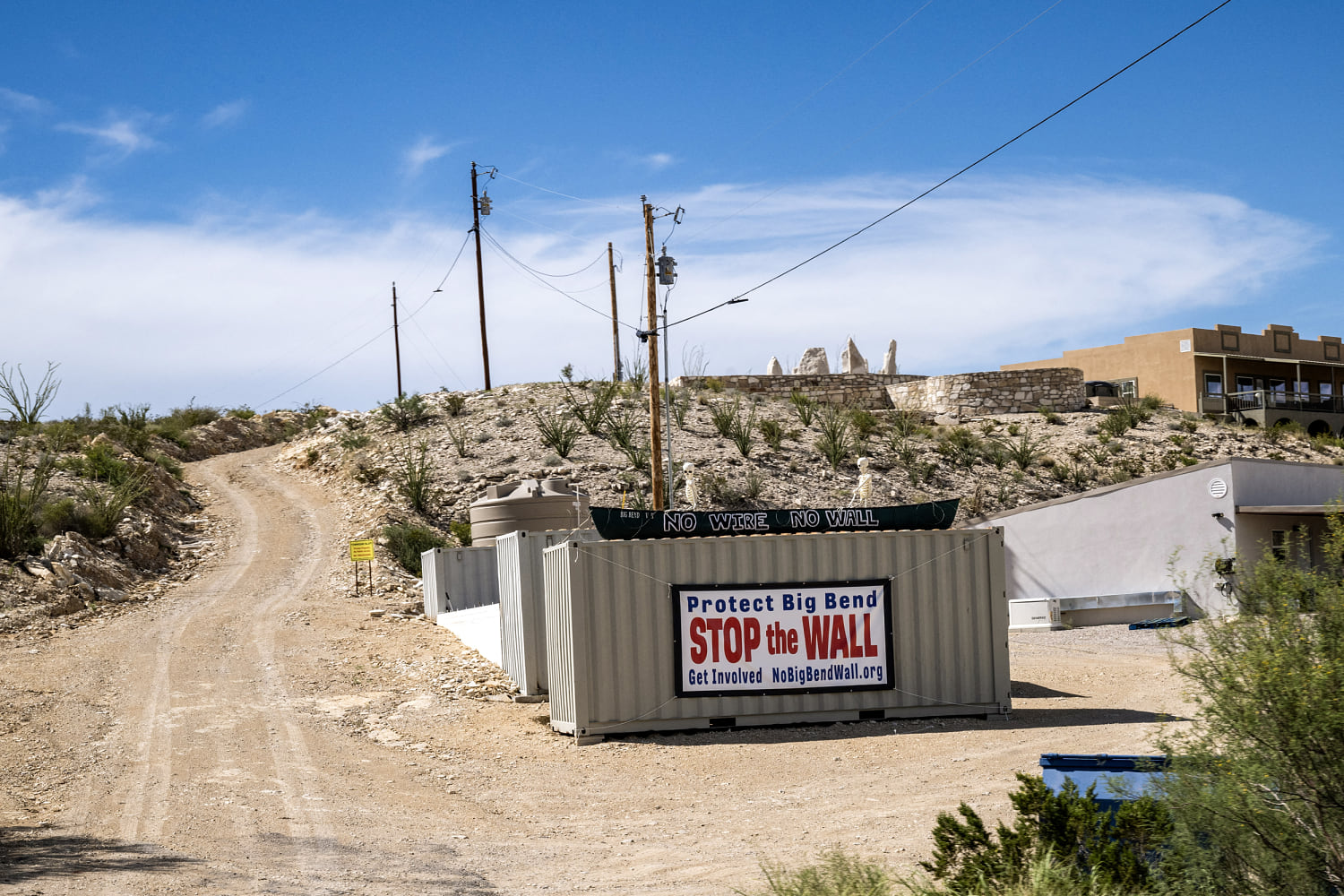 Texas landowners sue Trump administration over border, Big Bend construction