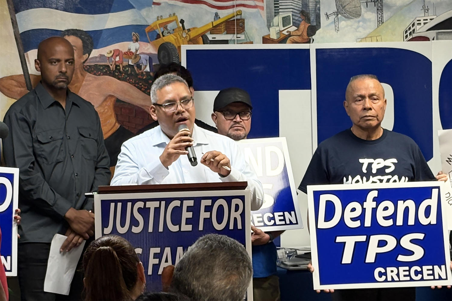Salvadorans with TPS don’t know how long their protections will last. ‘Don’t panic,’ advocate says.