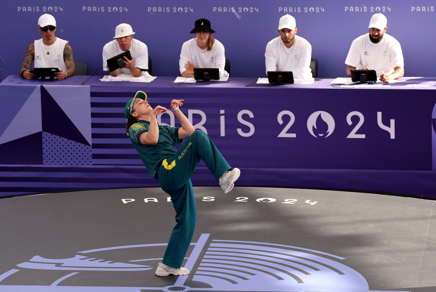 Where Is Raygun, Australiaâs Breakdancer Who Went Viral At The Paris Olympics, Now? She Just Gave an Update