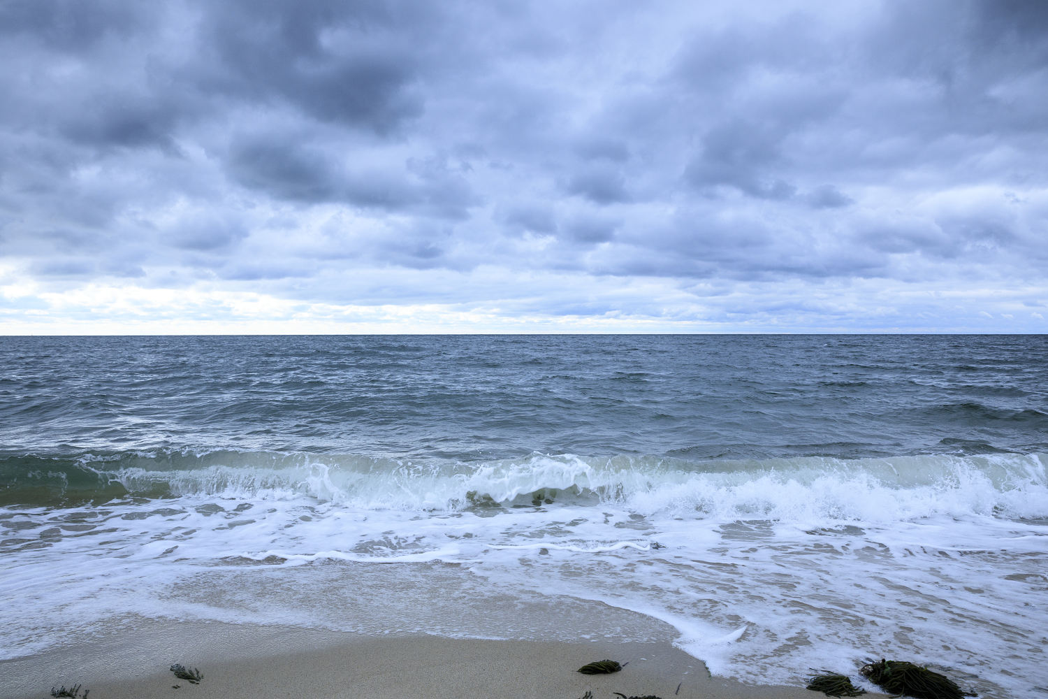 Coast Guard searching off Nantucket for missing Boston-bound jet