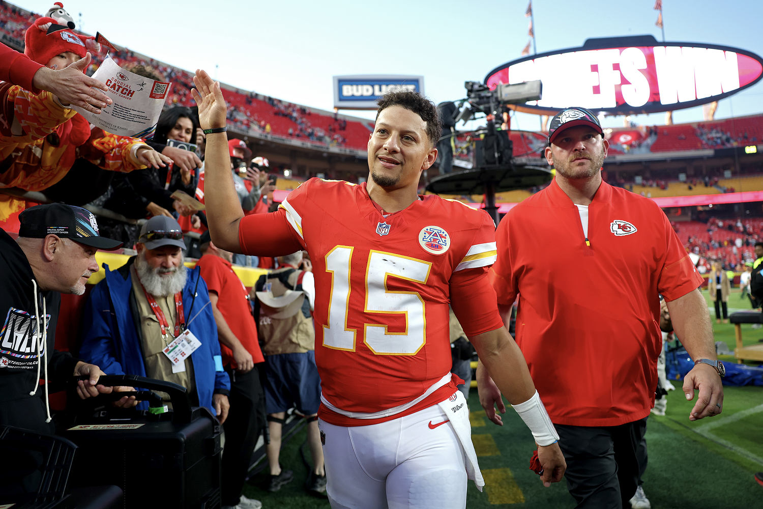 The Chiefs are 5-0 — and their offense may be returning to their dynastic heights