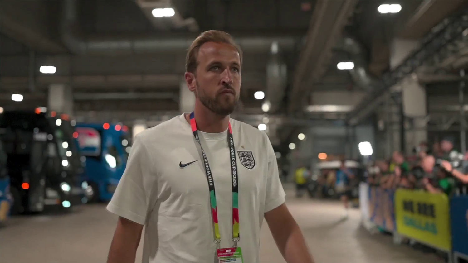 ¡Todo listo para los Tres Leones! Inglaterra llega al estadio para su debut