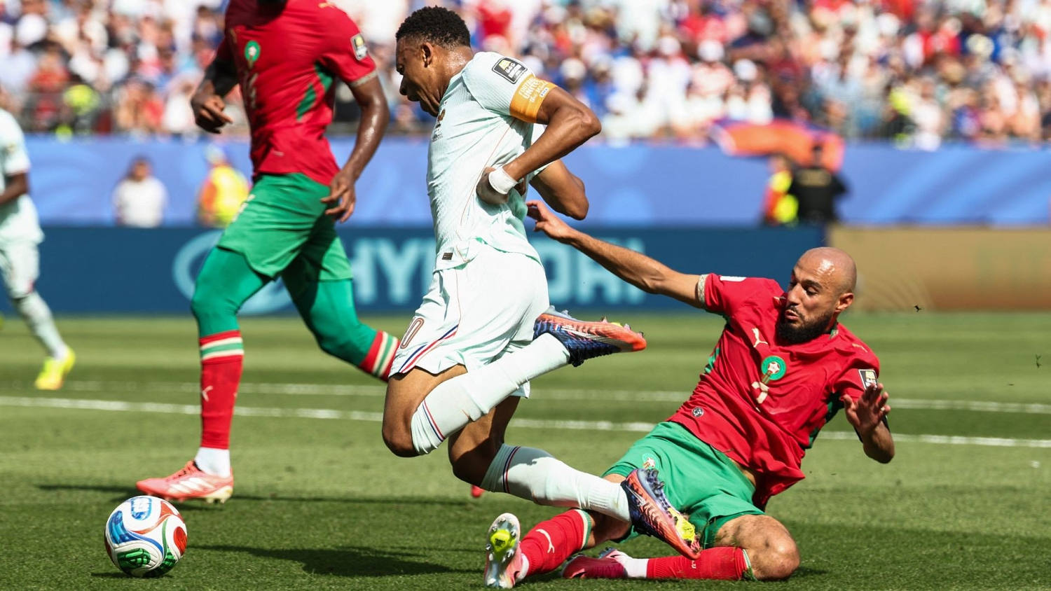 Kylian Mbappé falla desde el punto penal: Yassine Bounou vuelve a ser héroe para Marruecos