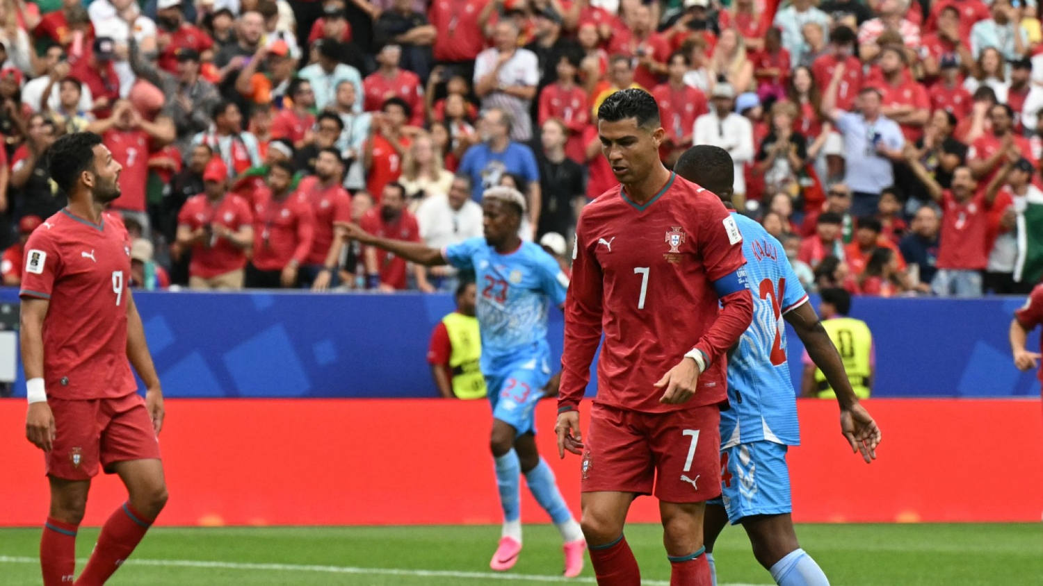 Portugal deja escapar la victoria ante RD del Congo en su estreno.