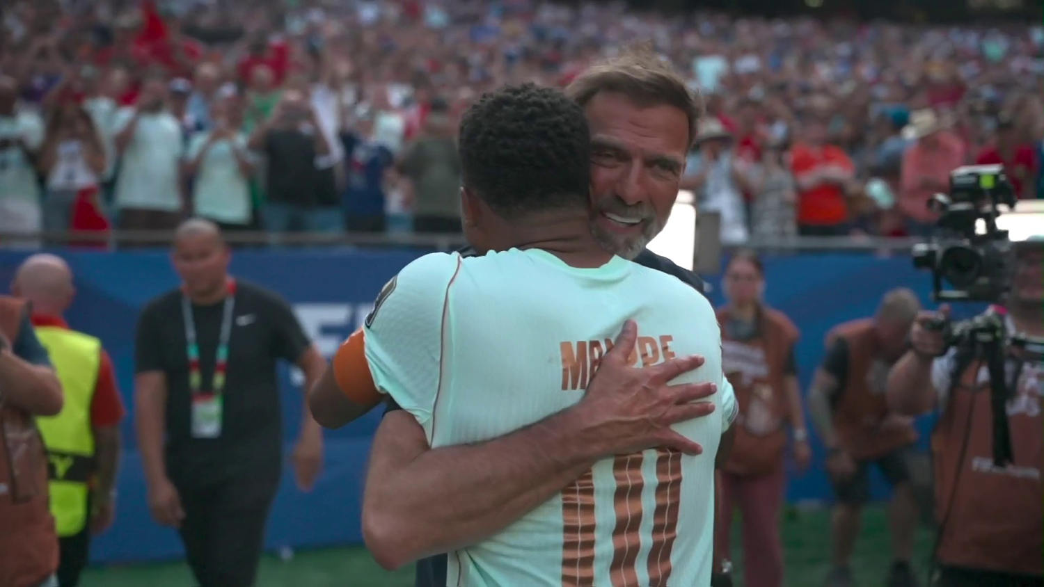 ¡Icónico! Jurgen Klopp felicita a Kylian Mbappé por el triunfo y comparten un gran momento en Boston