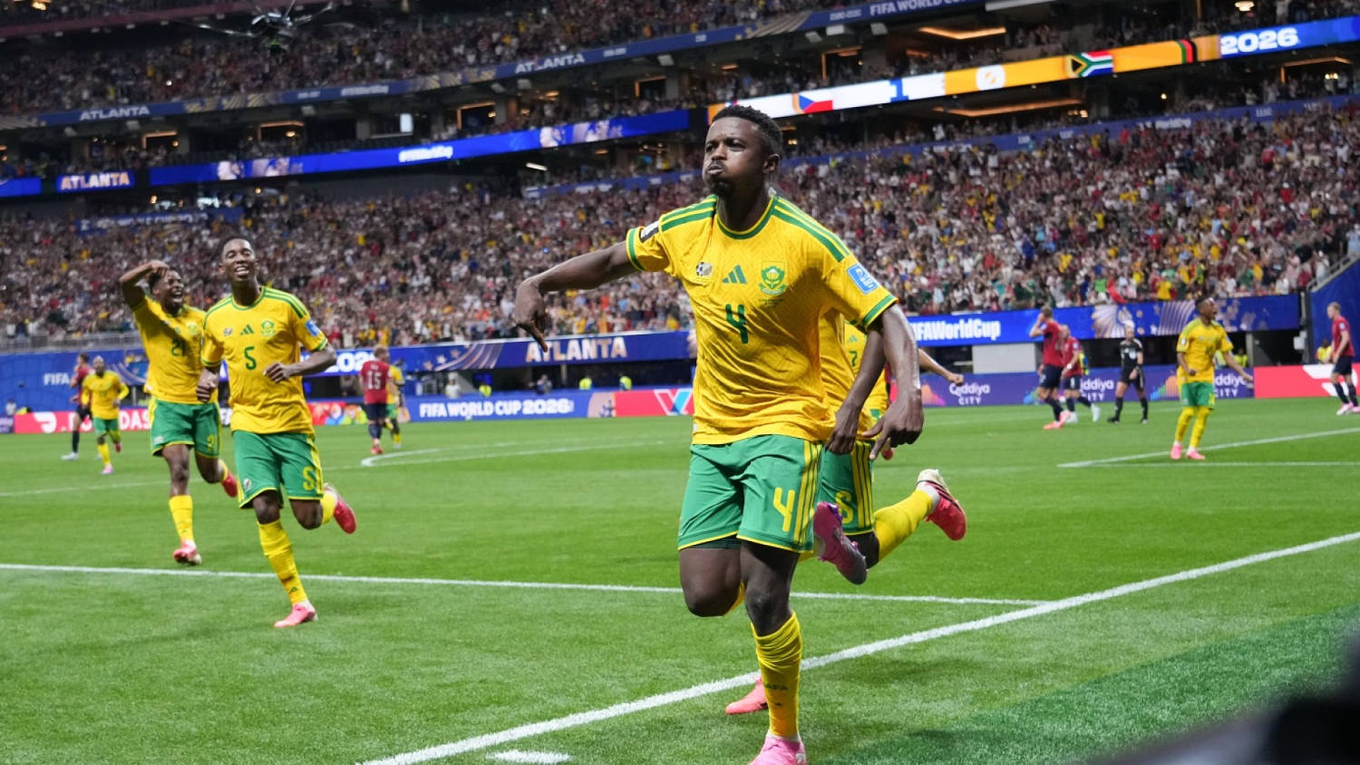Chequia deja escapar el triunfo y Sudáfrica celebra su primer gol mundialista