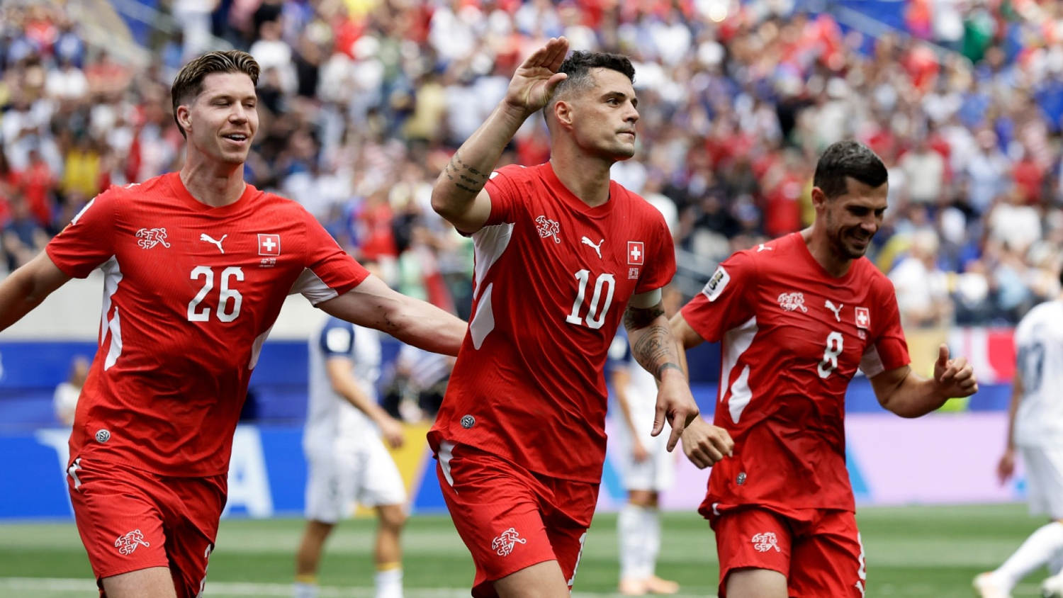 Suiza se impone a Bosnia y Herzegovina con un brillante doblete de Johan Manzambi.