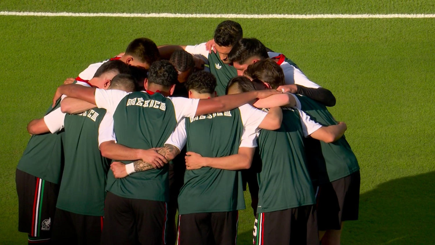 ¡México ya calienta en el Estadio Guadalajara previo al duelo ante Corea!