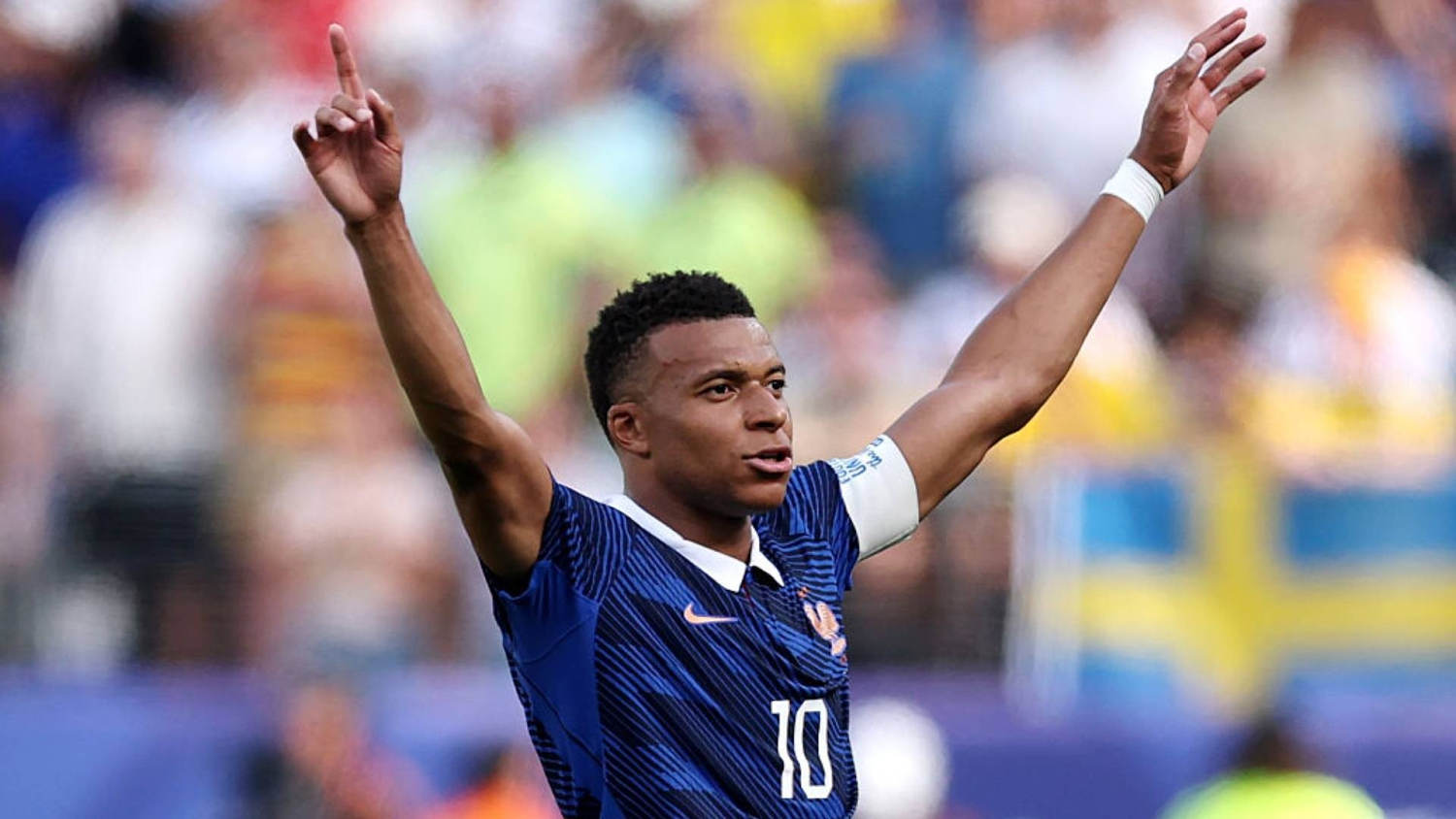 ¡Golazo de Mbappé! El crack abre el marcador para Francia ante Suecia en los 16avos en Nueva York