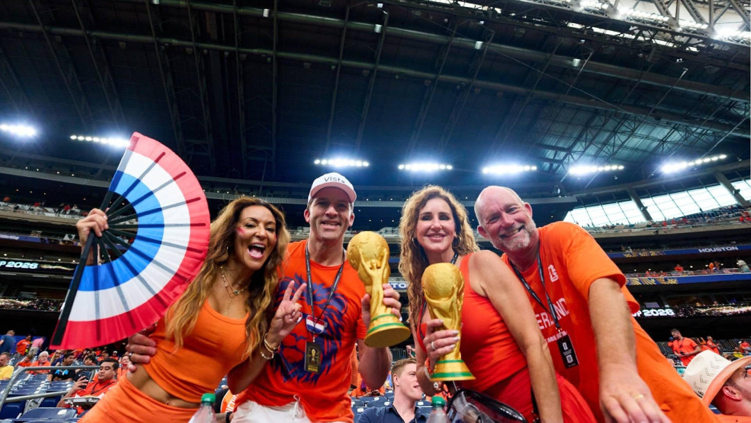 ¡No te lo pierdas! Países Bajos se ha adueñado del partido y así se está viviendo en Houston