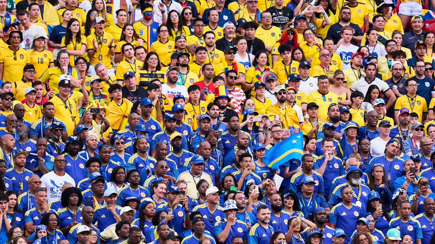 Así vivieron los aficionados de Curazao y Ecuador la fiesta mundialista en Kansas City