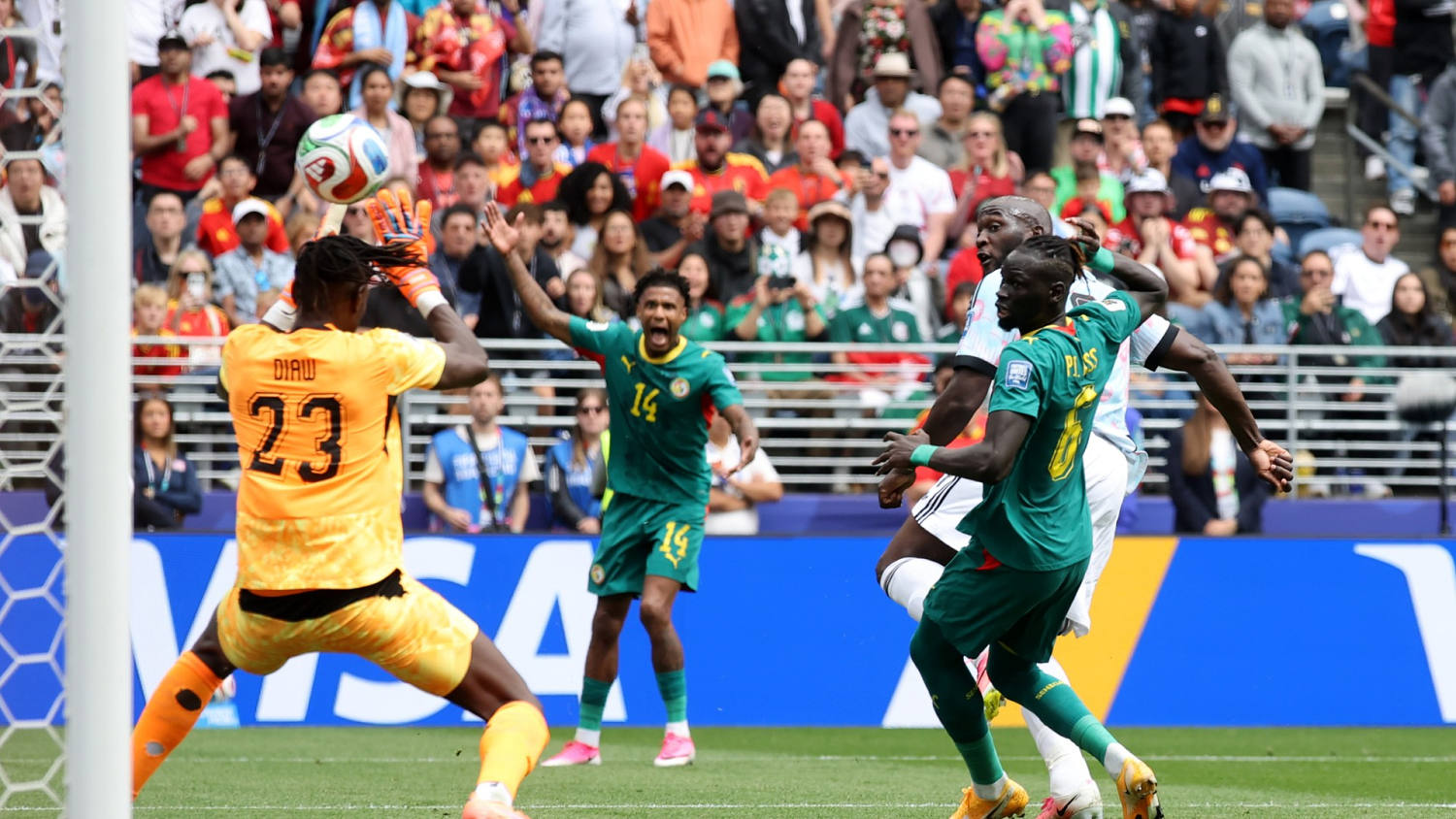 Romelu Lukaku rompe el cero para Bélgica ante Senegal