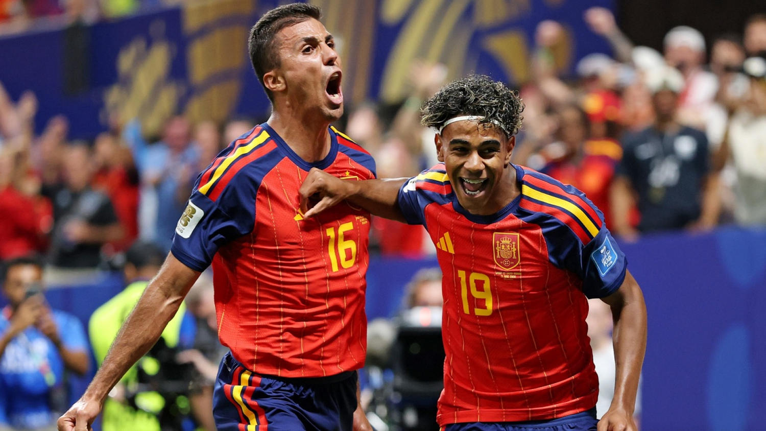 La Roja pasa por encima de Arabia Saudí y suma su primer triunfo.