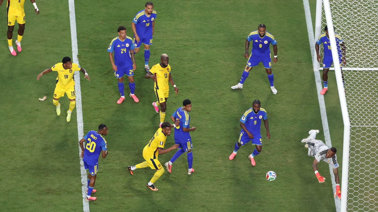 El partido de su vida: las 15 atajadas de Eloy Room de Curazao ante Ecuador