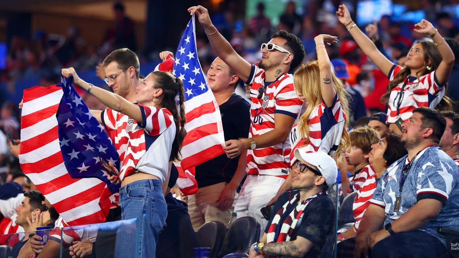 Team USA, Inglaterra y Bélgica viven otra fiesta en las tribunas