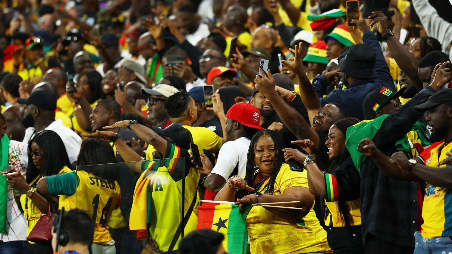 Las aficiones de Ghana y Panamá llenaron de vida a Toronto en un partido agónico