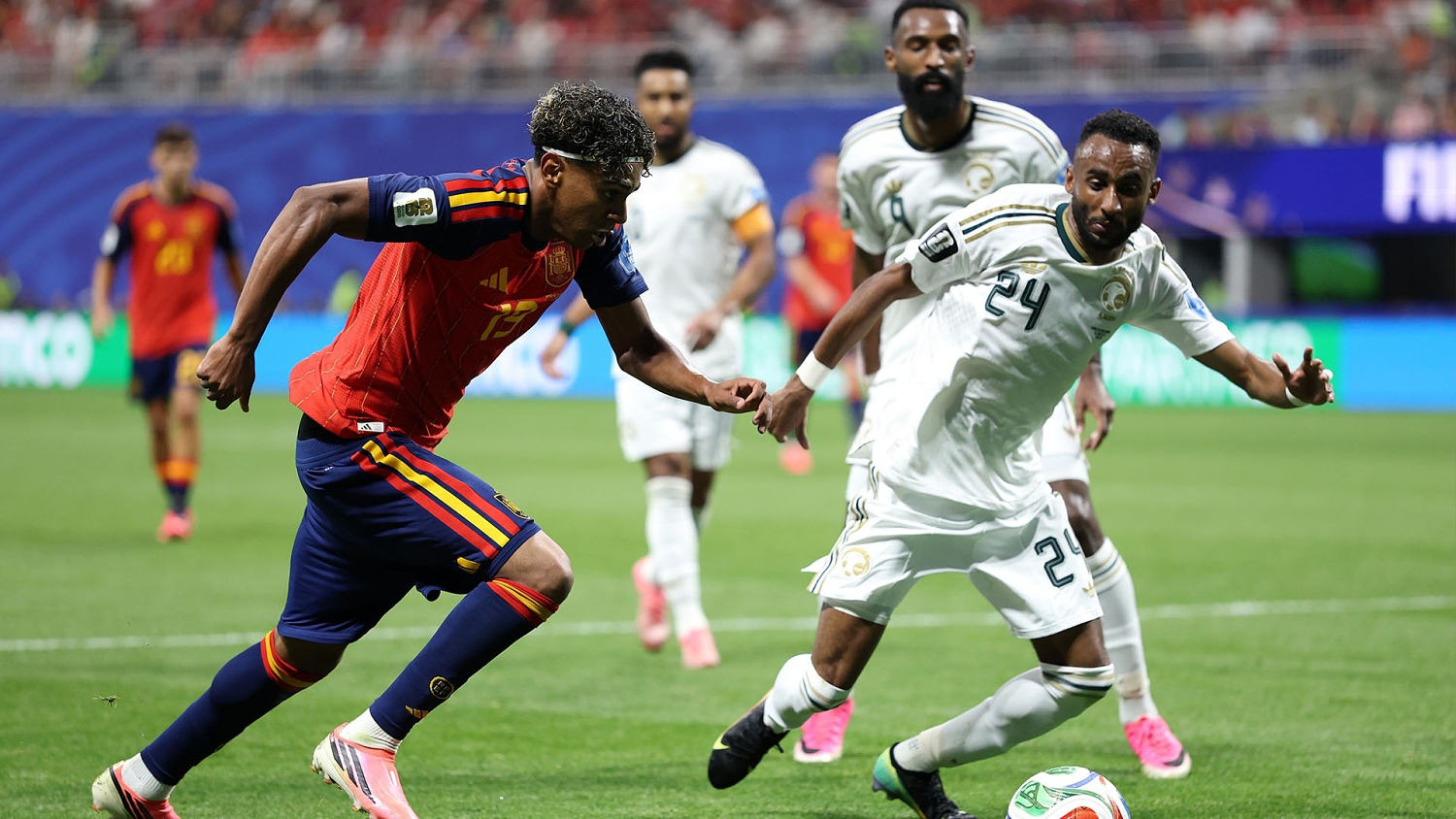 Las goleadas de España y Egipto, así como le heroico empate de Cabo Verde ante Uruguay