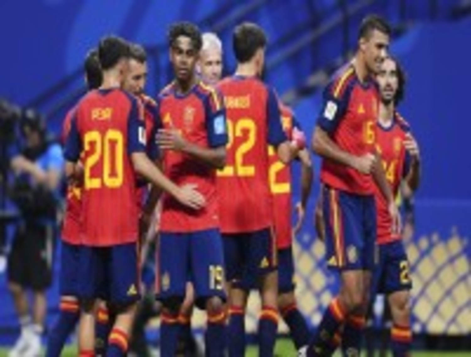 España despierta, Uruguay se complica y Bélgica preocupa