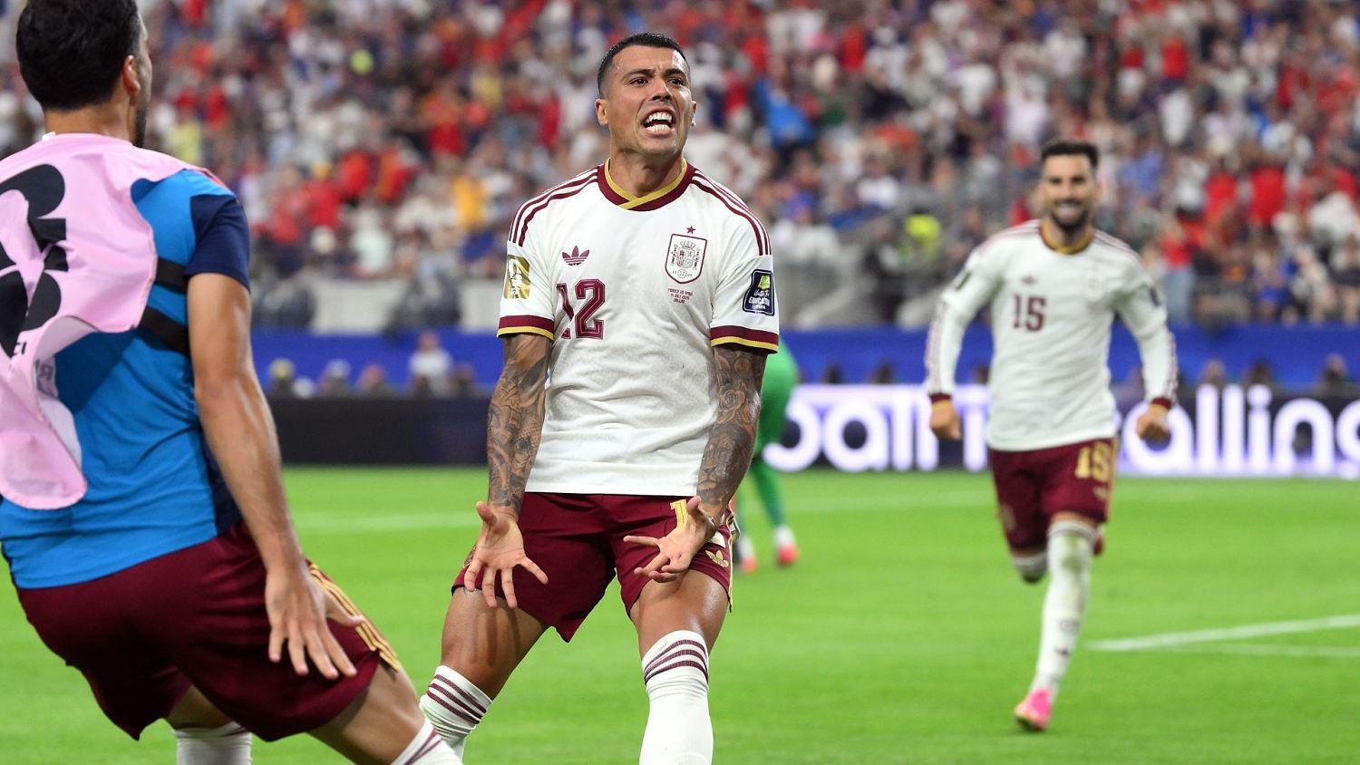 Pedro Porro define como crack para el 0-2 de España sobre Francia