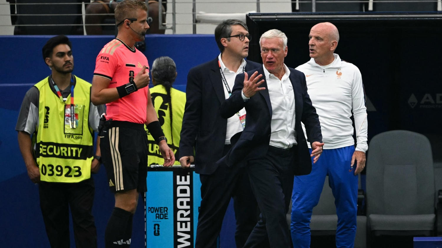 Deschamps: ¿El árbtiro de hoy tenía el nivel de arbitrar una semifinal del Mundial?