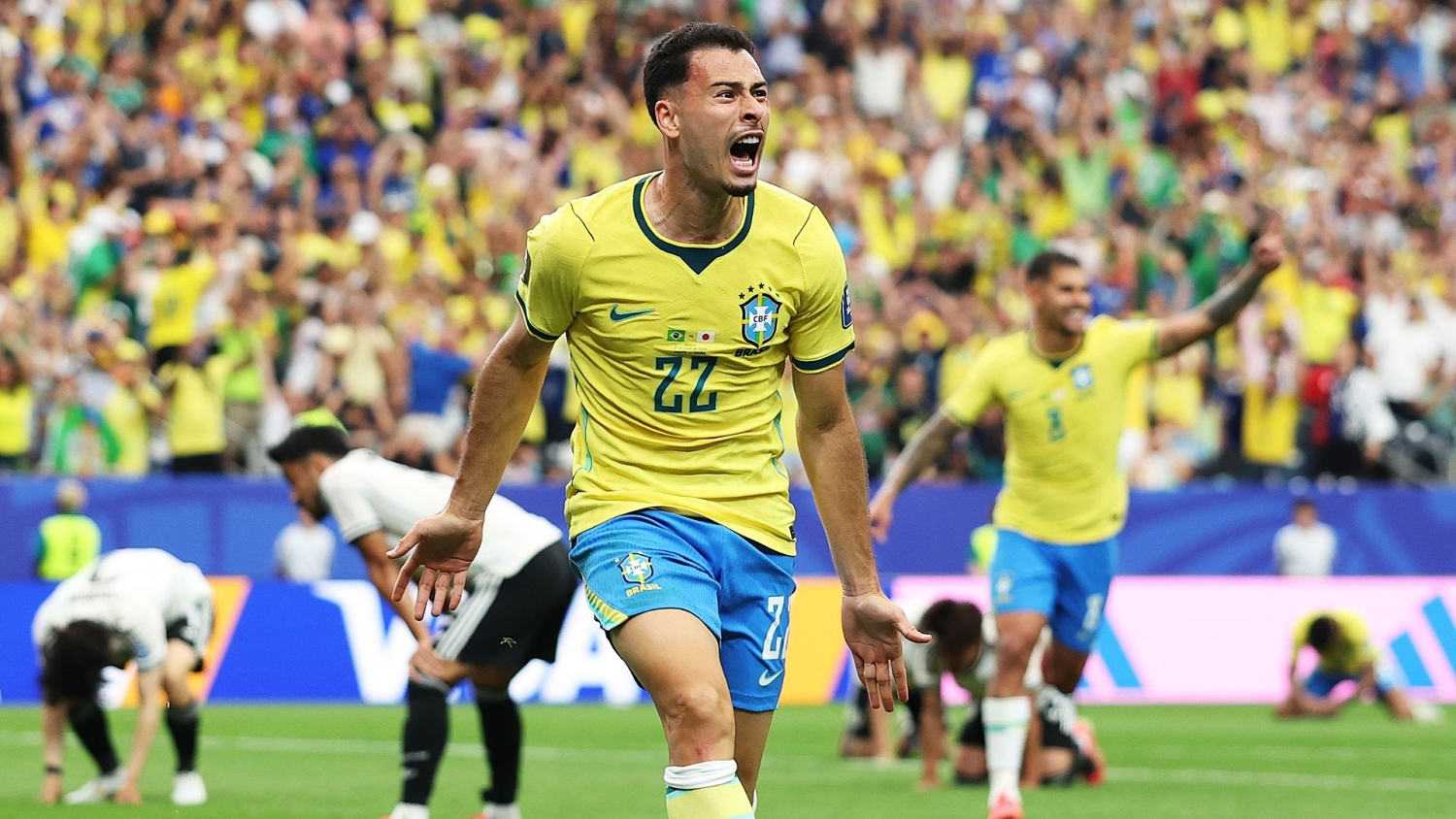 Golazo de Gabriel Martinelli para adelantar a Brasil 2-1 sobre Japón