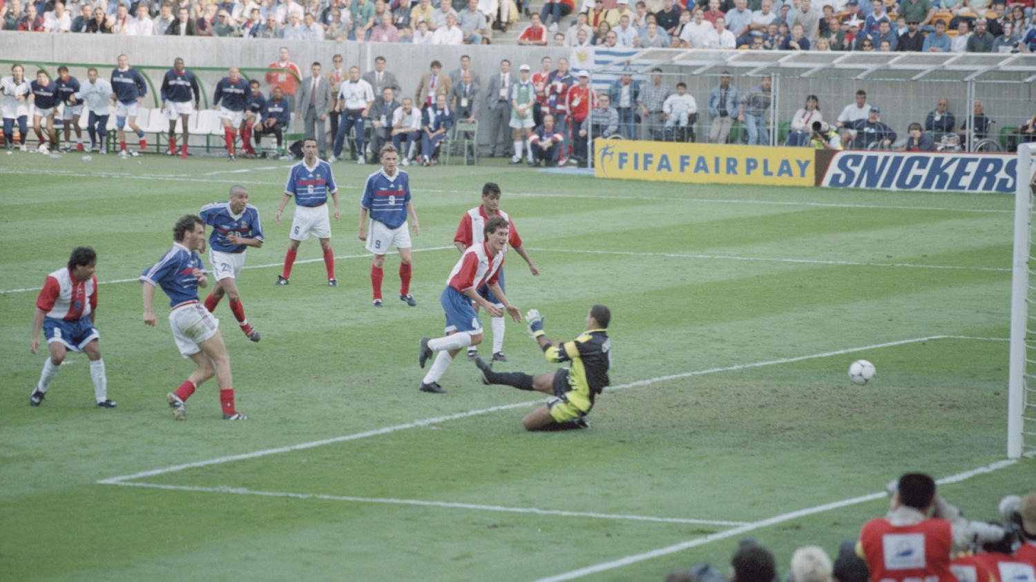 Un día como hoy: Francia avanzó con un inolvidable gol de oro | Vive el Mundial