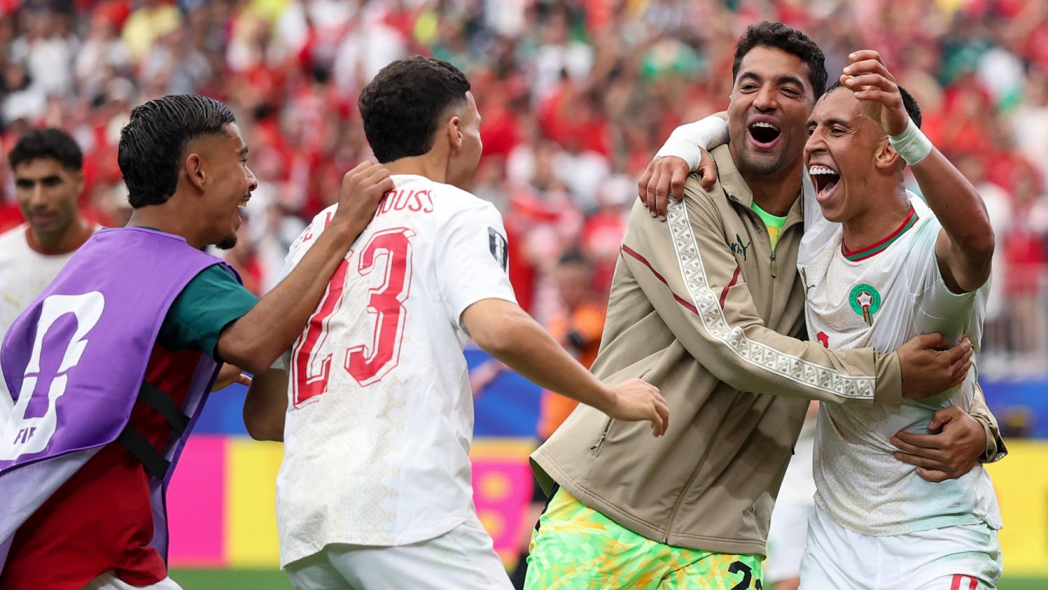 Ounahi firma un doblete y lleva a Marruecos a los Cuartos de Final tras superar a Canadá.