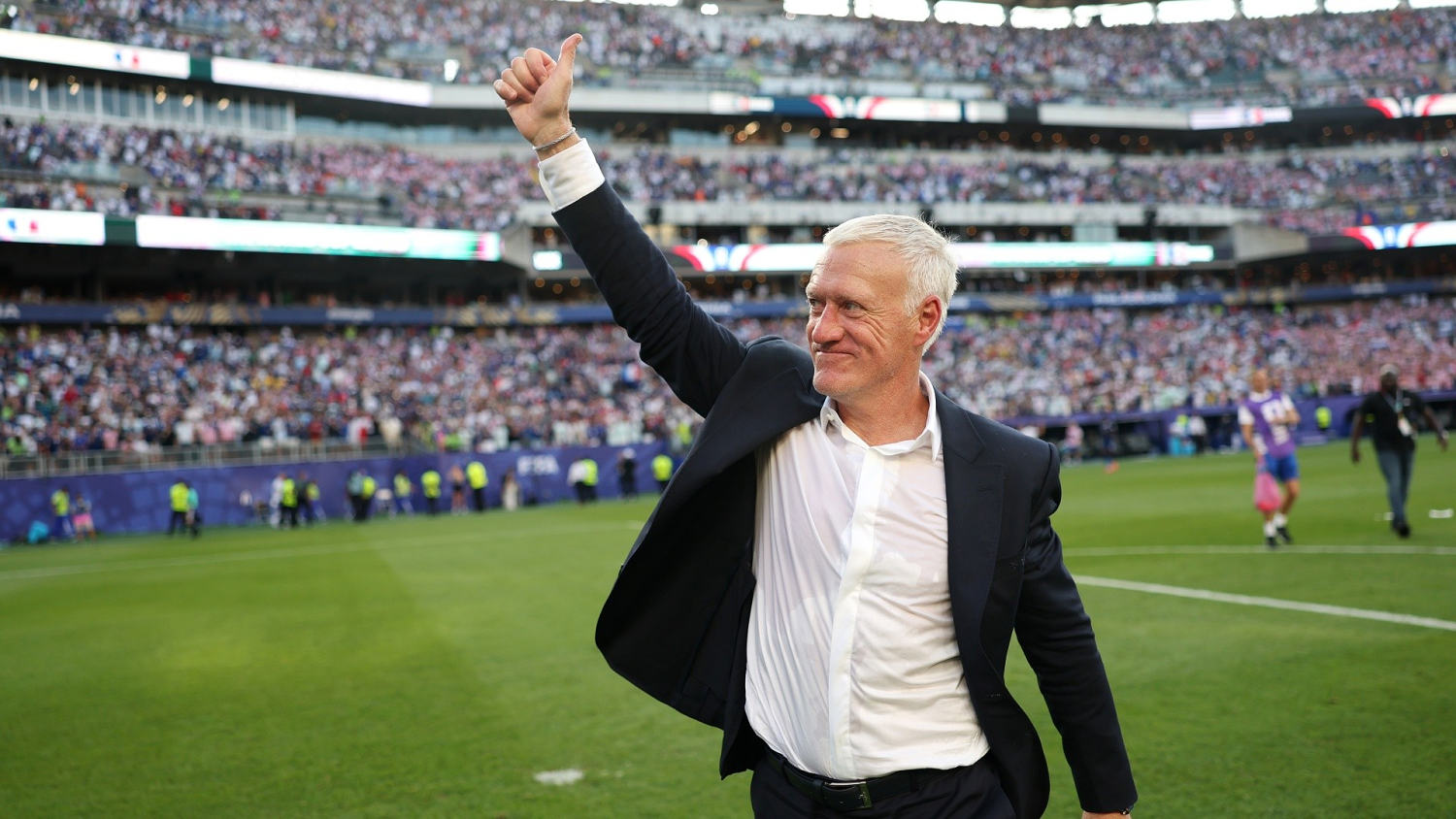 Deschamps destaca la intensidad y el espíritu de Francia