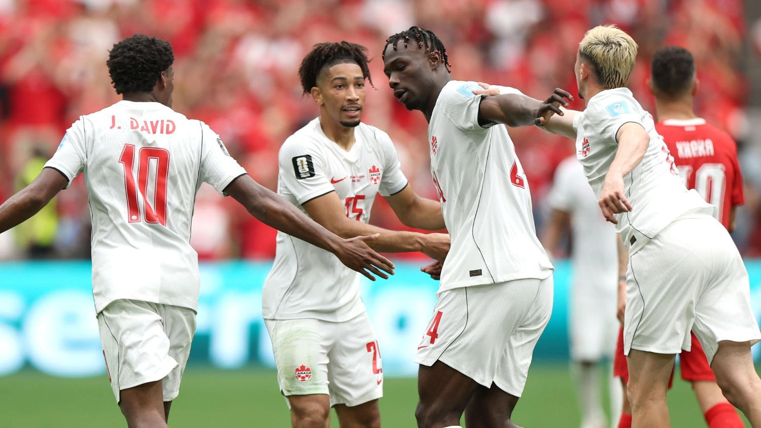 Promise David descuenta con un GOLAZO para Canadá