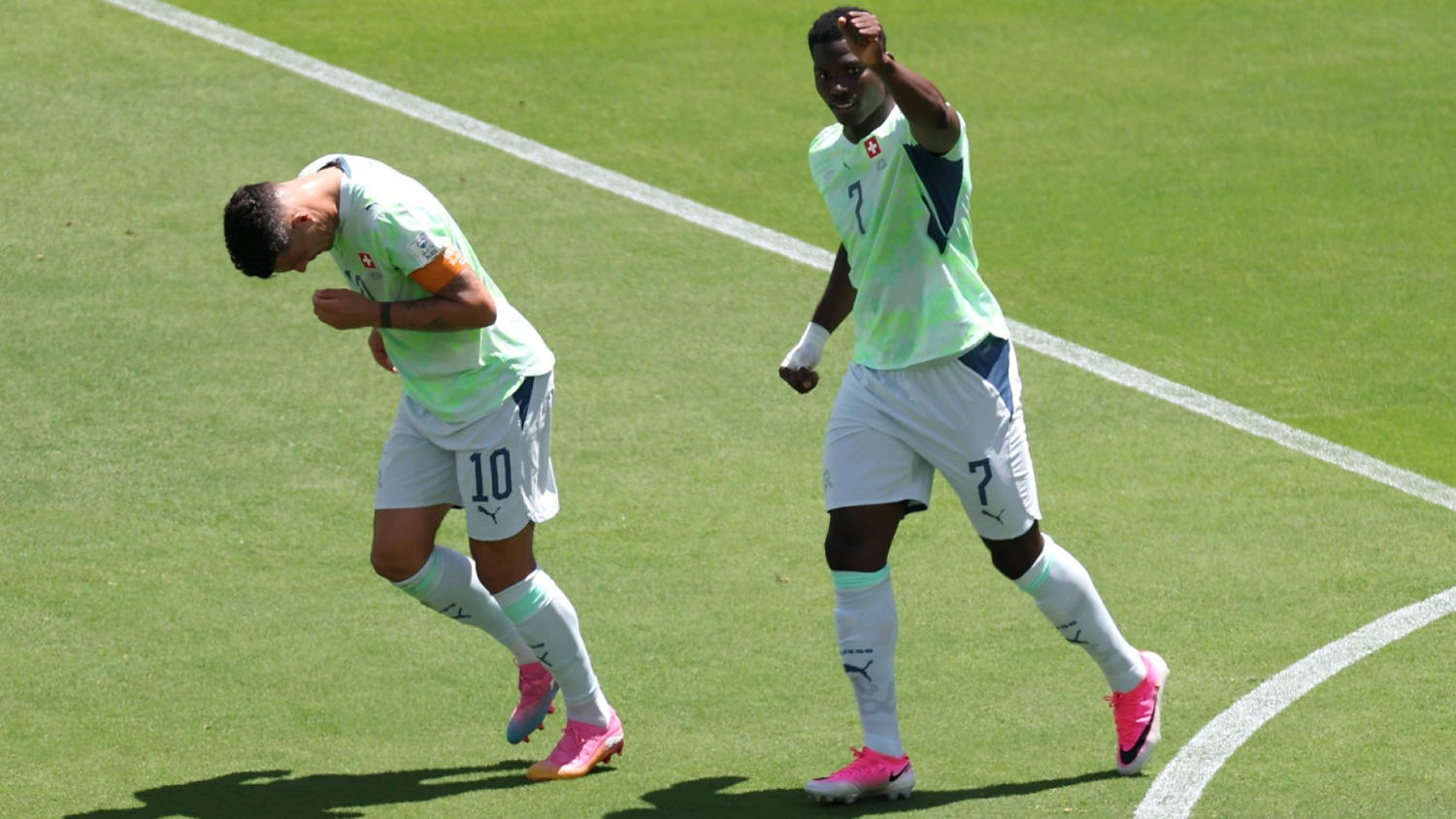 ¡Primer penal convertido en el Mundial! Suiza se adelanta ante Qatar con tanto de Embolo
