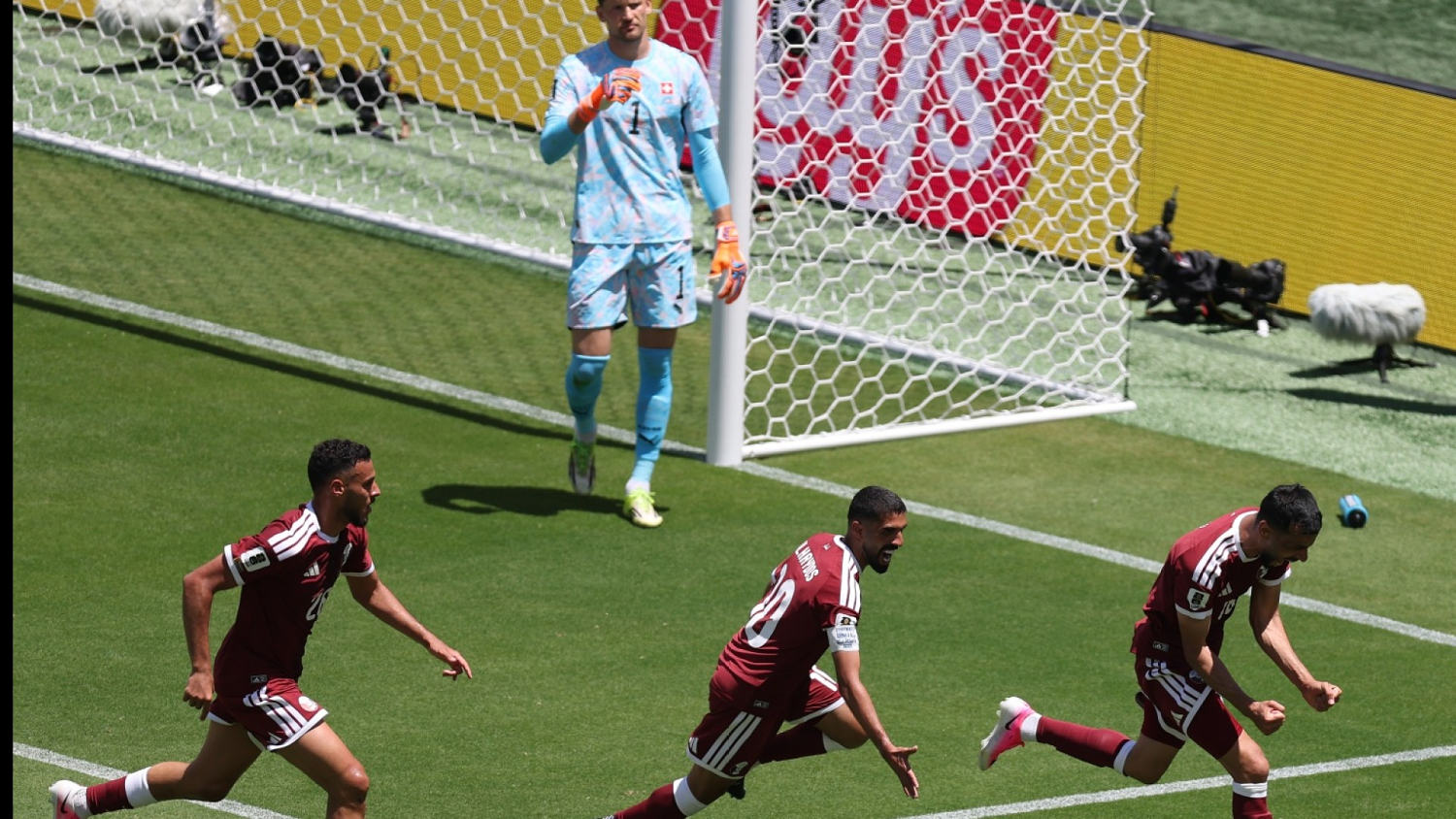 Khoukhi de cabeza anota el agónico empate de Qatar ante Suiza en el último suspiro del juego