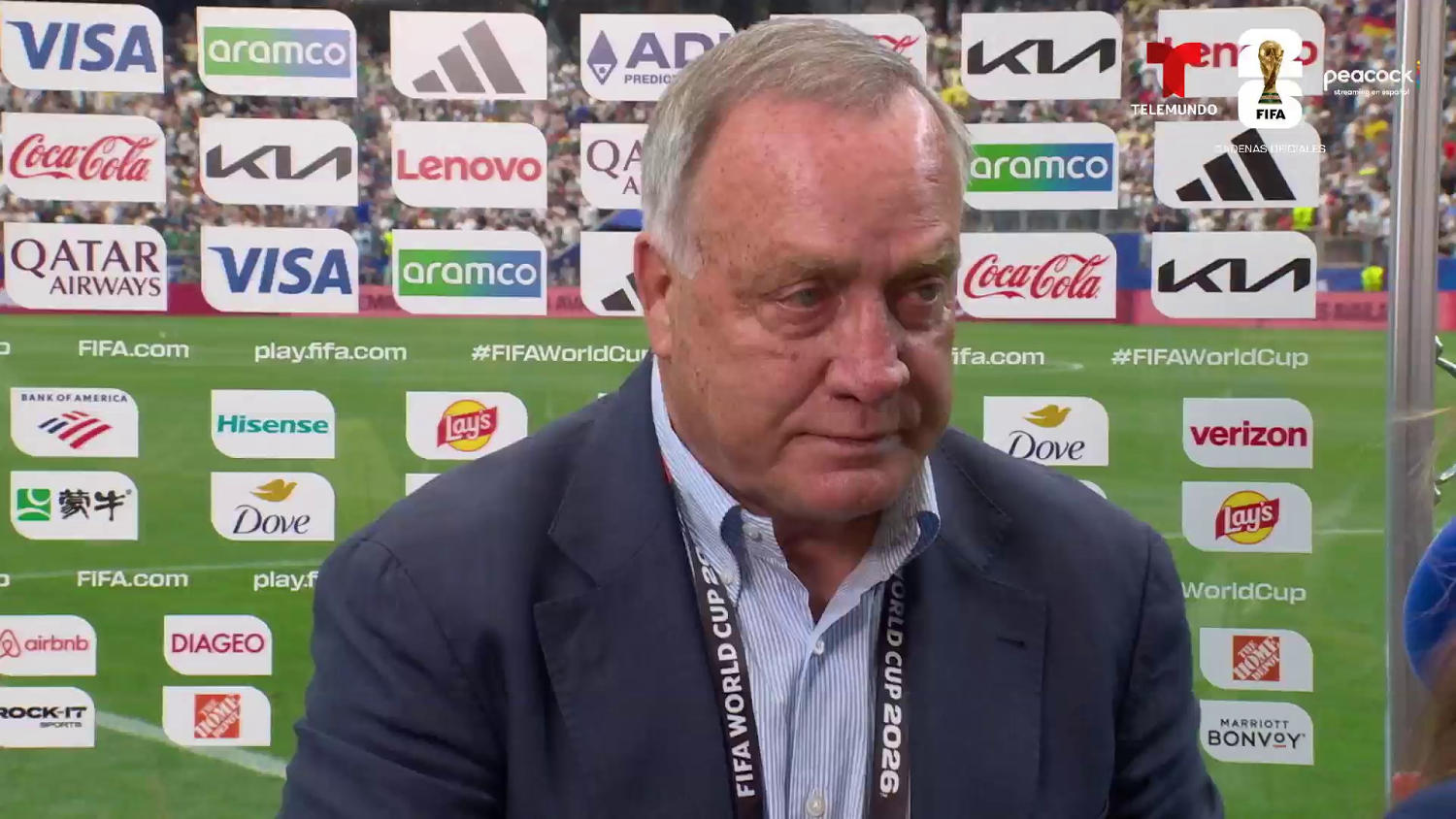 Dick Advocaat: “No debemos avergonzarnos”