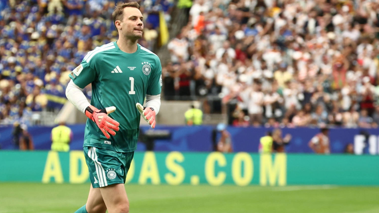 Neuer destaca la mentalidad de Alemania tras un debut convincente