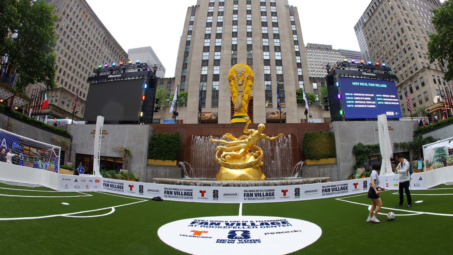 Argentina sueña en grande desde el Fan Village de Telemundo en Rockefeller Center | Hoy En El Mundial