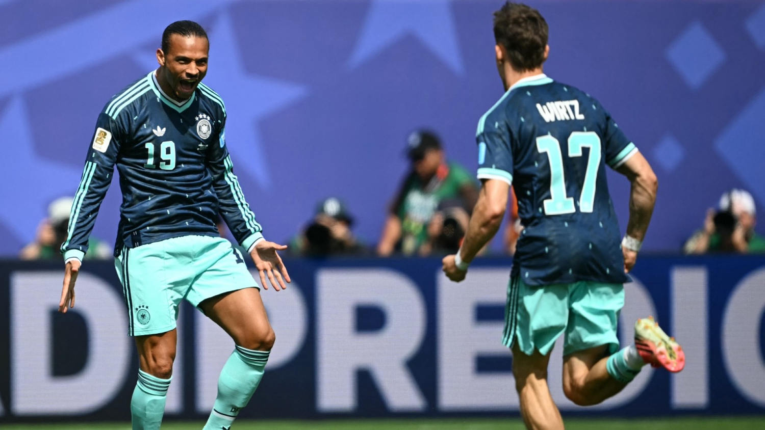 Alemania destapa la lata con gol de Sané apenas comenzando el juego