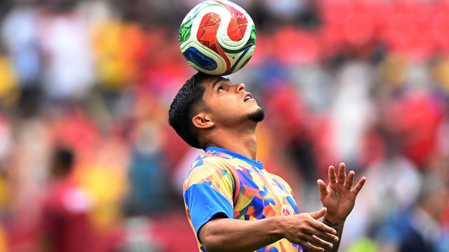 Colombia calienta motores antes de un choque crucial por el boleto a cuartos